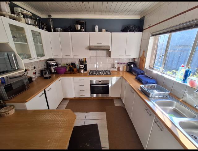 4 BEDROOM HOUSE FOR SALE IN VANDERBIJLPARK SE 6